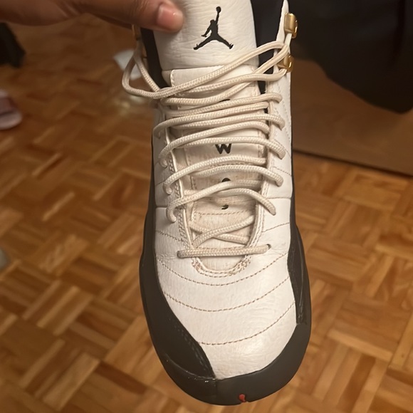 Air Jordan Retro Taxi 12’s - Picture 2 of 4